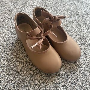 Capezio tan tap shoes toddler 10.5